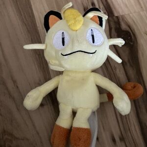 Pokemon Center Original Meowth Sitting Cuties Plush